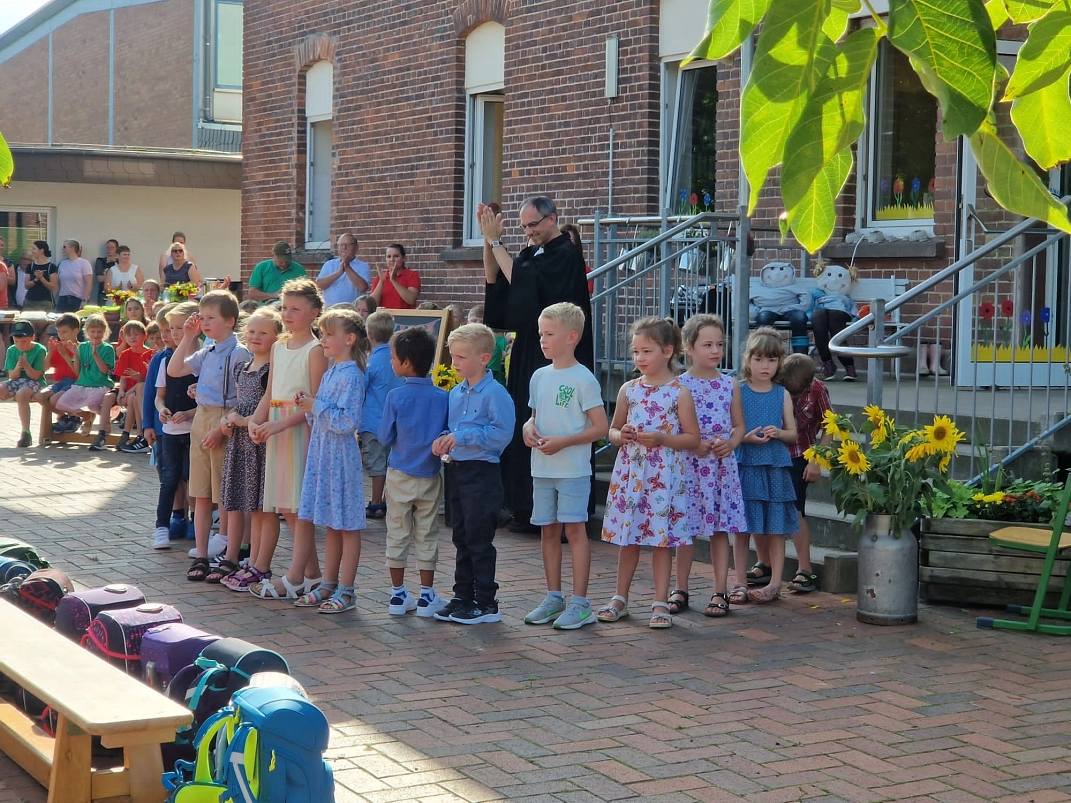 1. Klässler Einschulung 2023.JPG&nbsp;&copy;&nbsp;Ilsetalschule