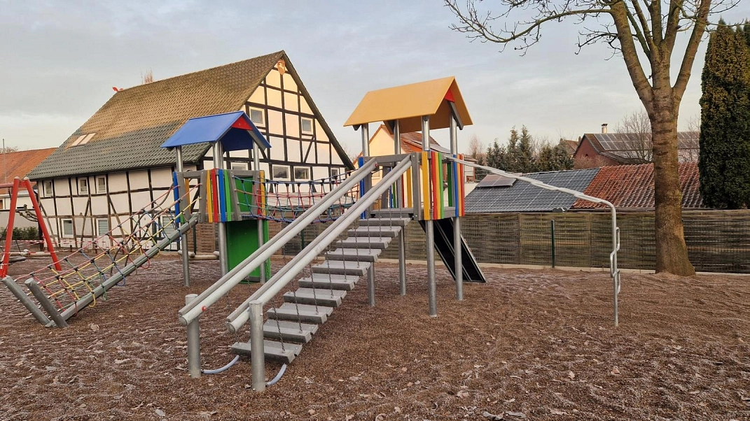 Schulhof 12.jpg&nbsp;&copy;&nbsp;Ilsetalschule