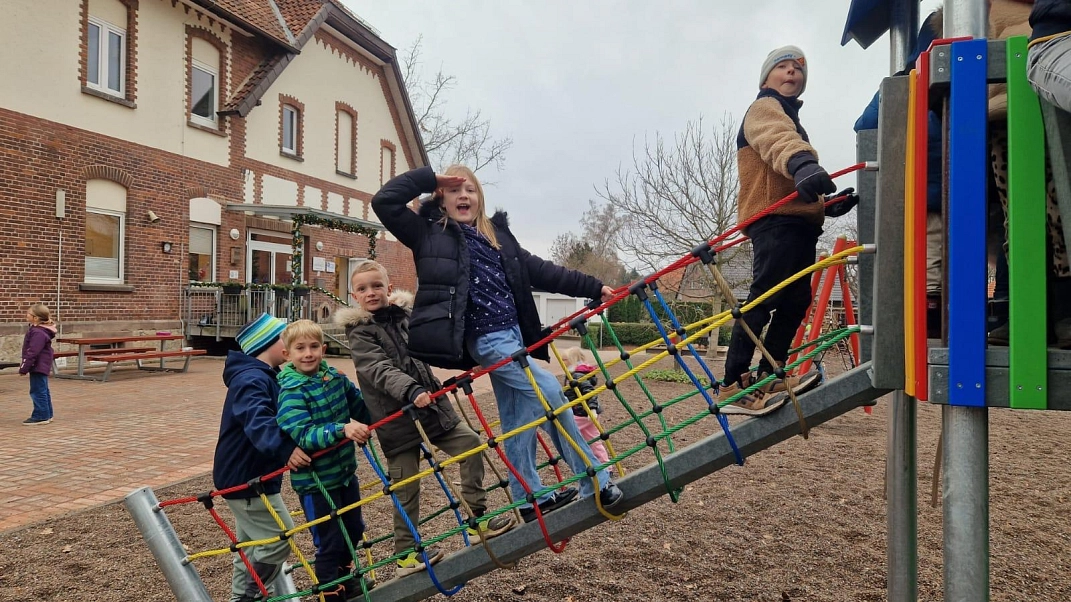 Schulhof 19.jpg&nbsp;&copy;&nbsp;Ilsetalschule