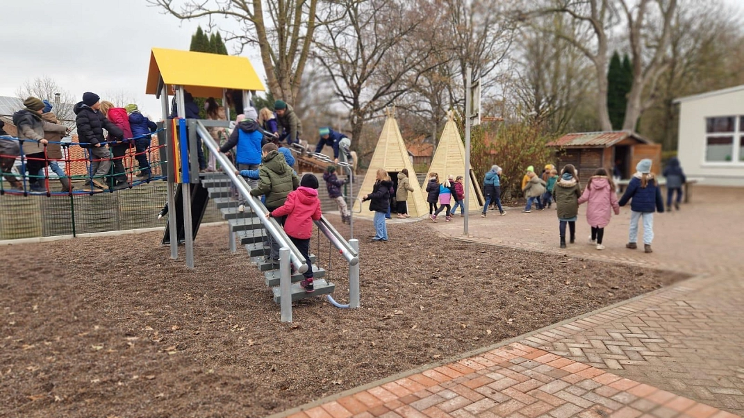 Schulhof 25.jpg&nbsp;&copy;&nbsp;Ilsetalschule