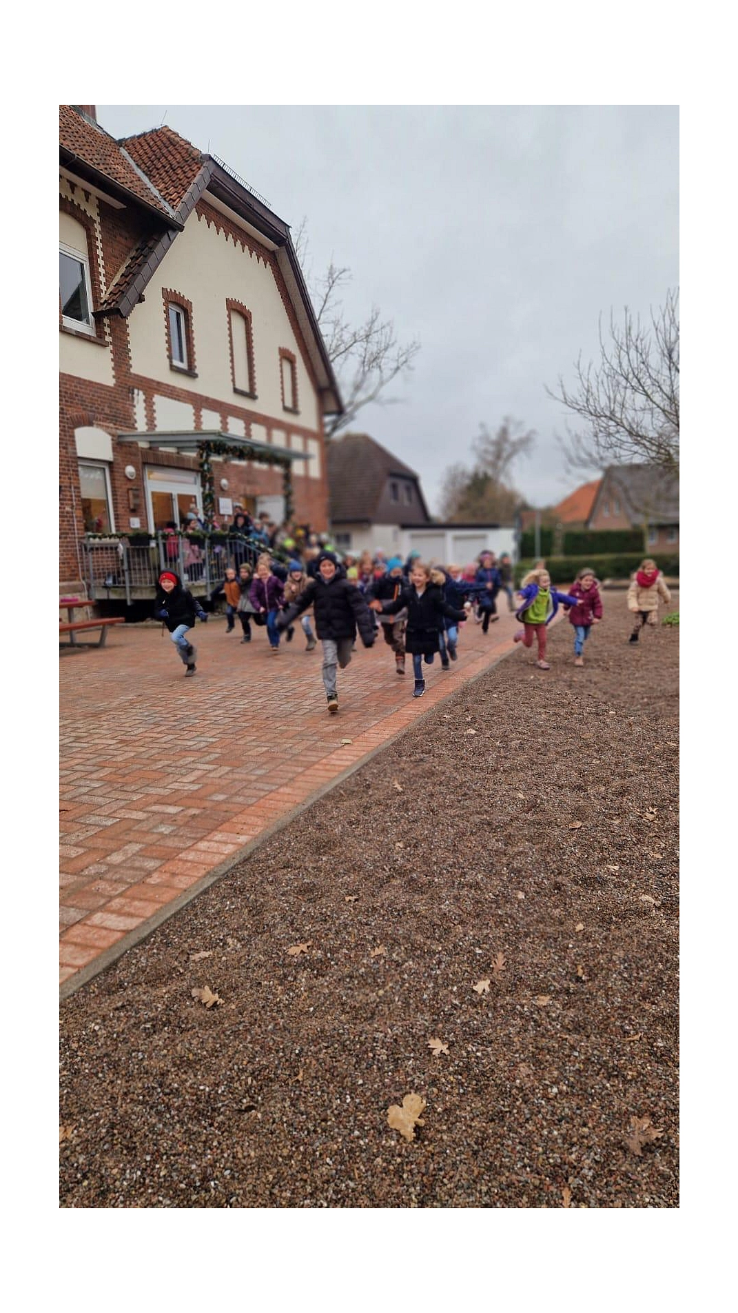 Schulhof 28.jpg&nbsp;&copy;&nbsp;Ilsetalschule