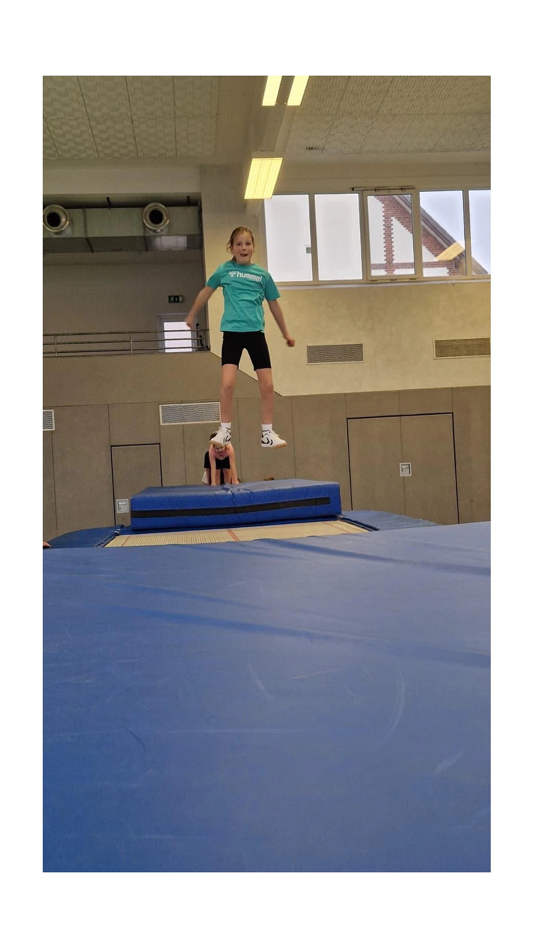 Trampolin 30.jpeg&nbsp;&copy;&nbsp;Ilsetalschule
