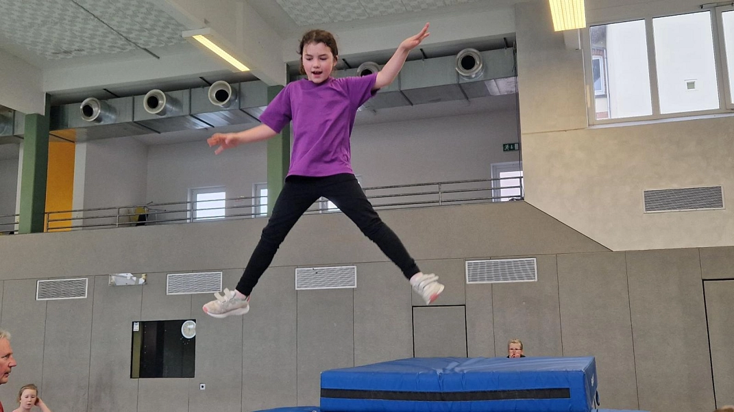 Trampolin 8.jpeg&nbsp;&copy;&nbsp;Ilsetalschule