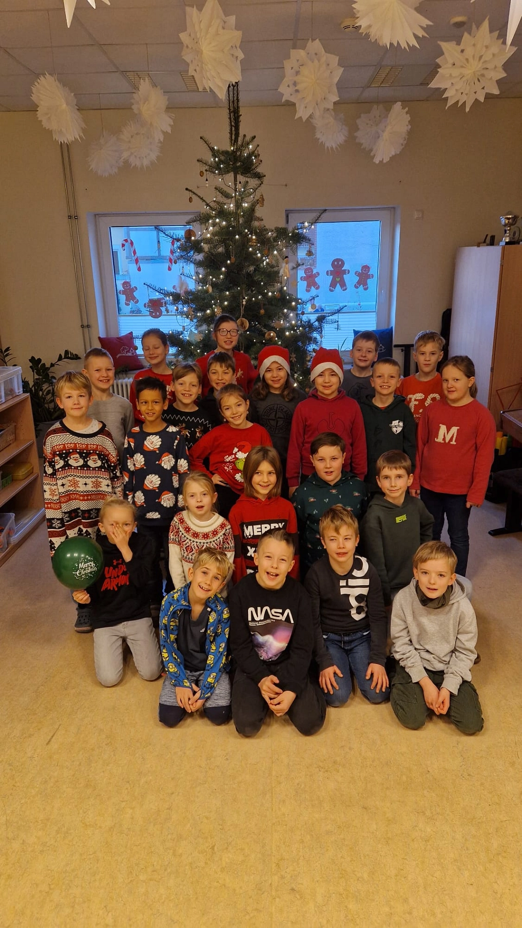 Weihnachten Klasse 3.jpg&nbsp;&copy;&nbsp;Ilsetalschule